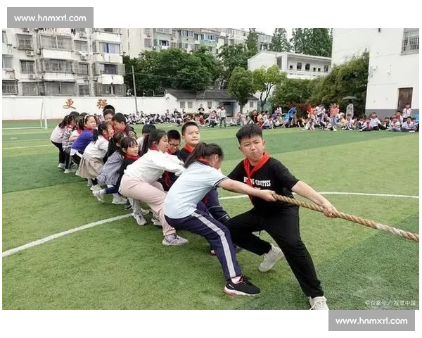 激烈对抗与团队协作的拔河比赛纪实日记